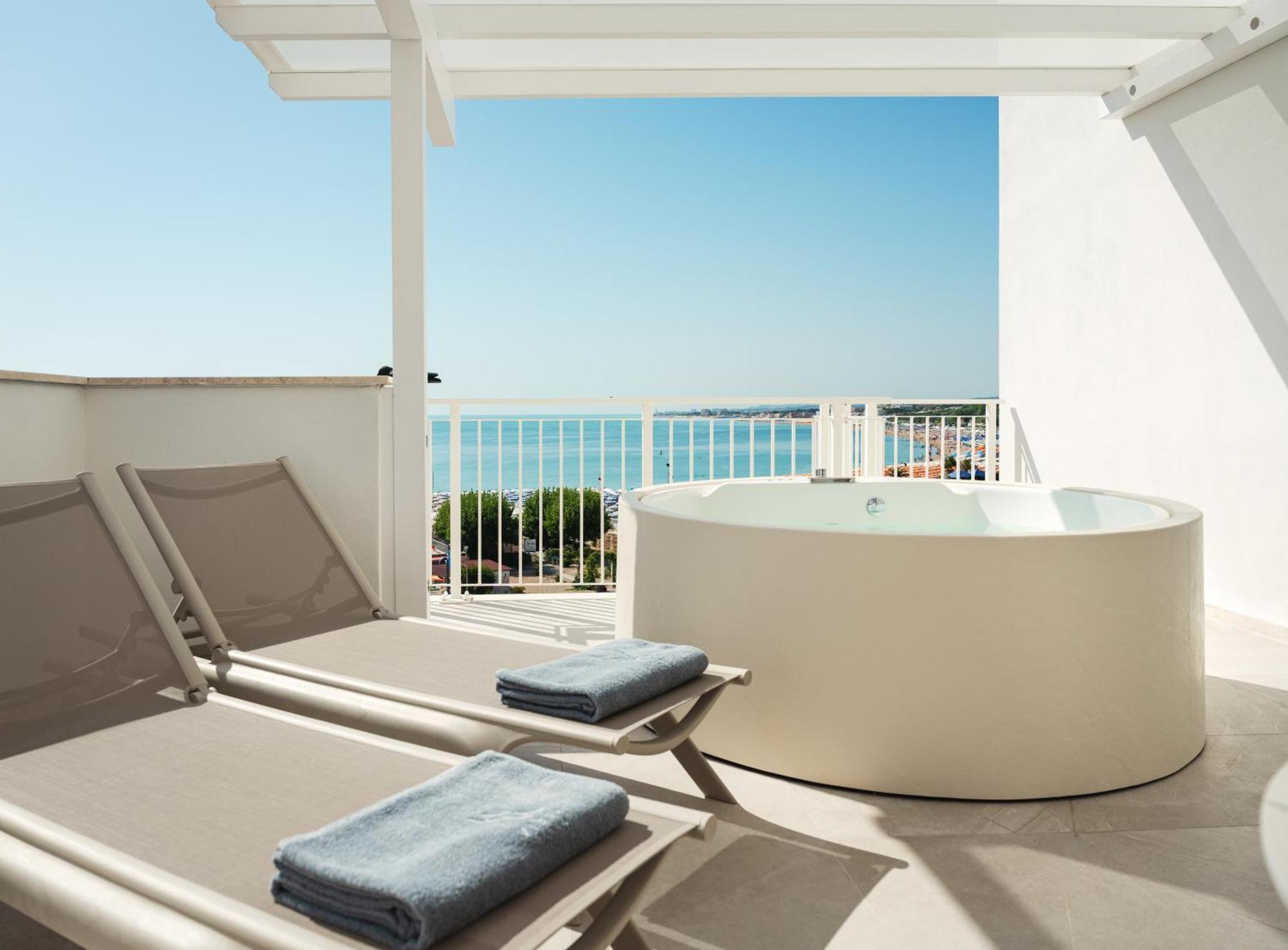 View Place & Spa 努马纳 外观 照片